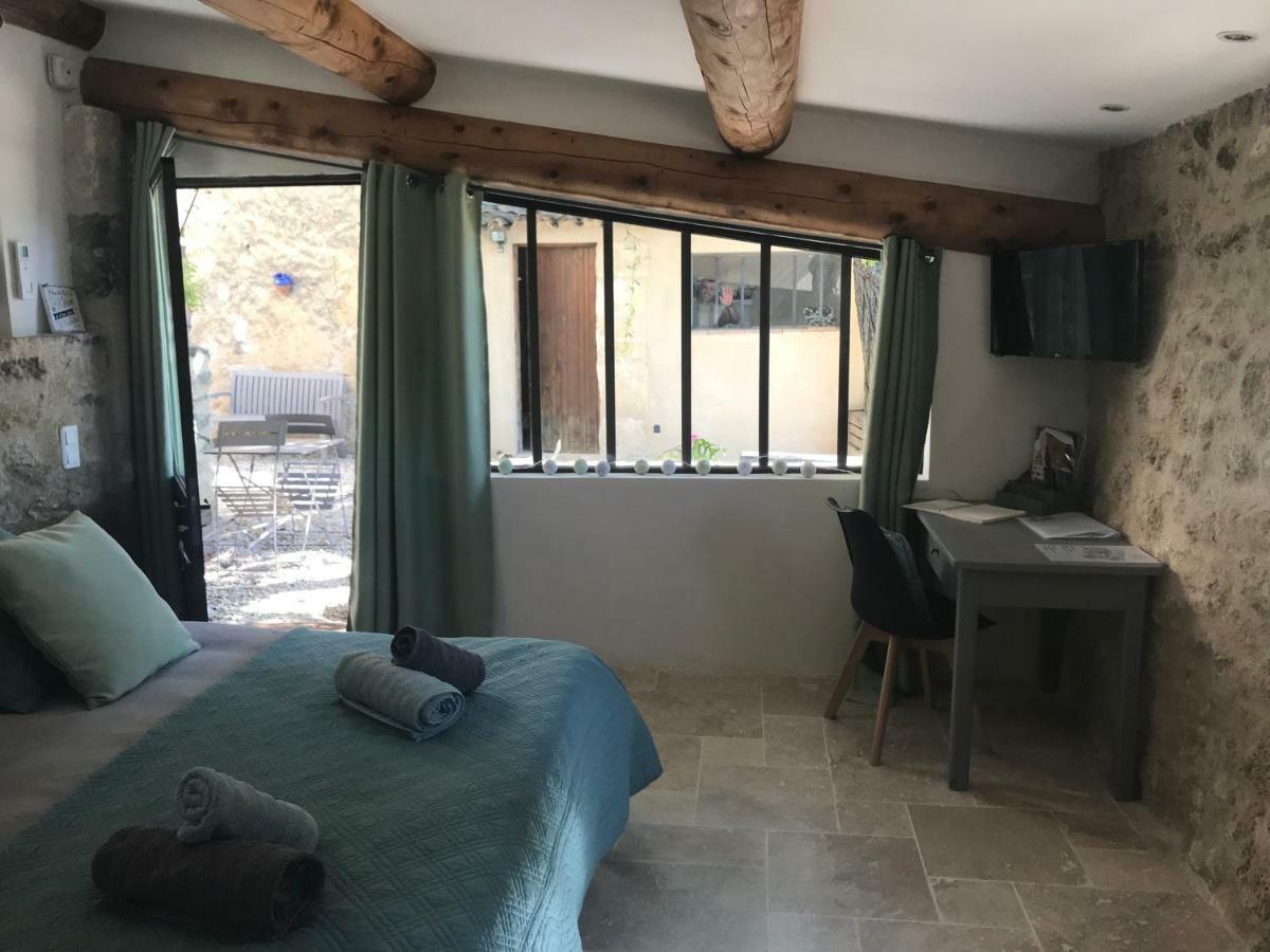 Bastide Bellugue Maison D'Hotes Reseau Bienvenue A La Ferme A 3 Minutes De Lourmarin Cadenet Exterior foto